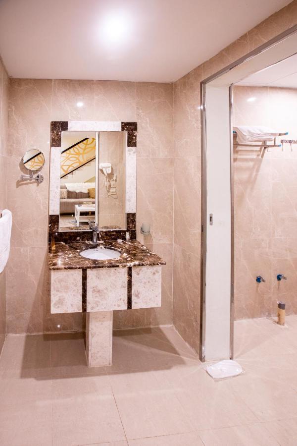 Olive Tree Hotel Табук Екстериор снимка