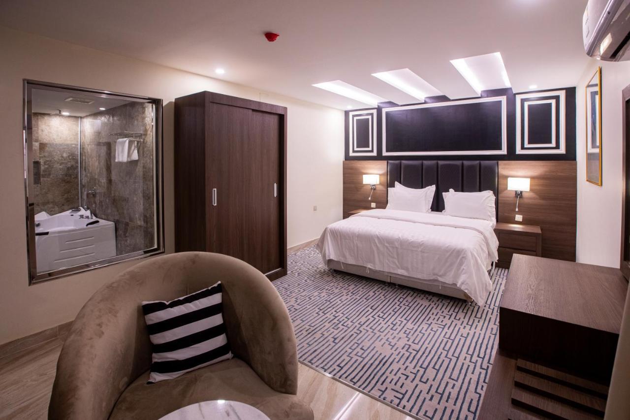 Olive Tree Hotel Табук Екстериор снимка