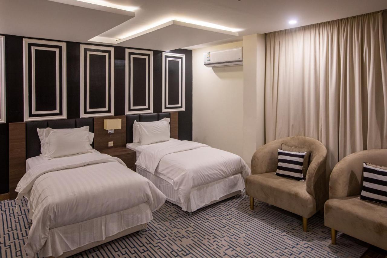 Olive Tree Hotel Табук Екстериор снимка