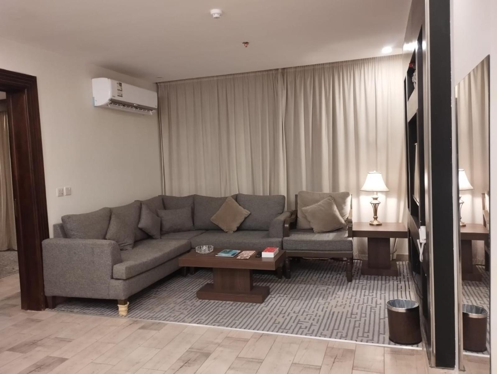 Olive Tree Hotel Табук Екстериор снимка